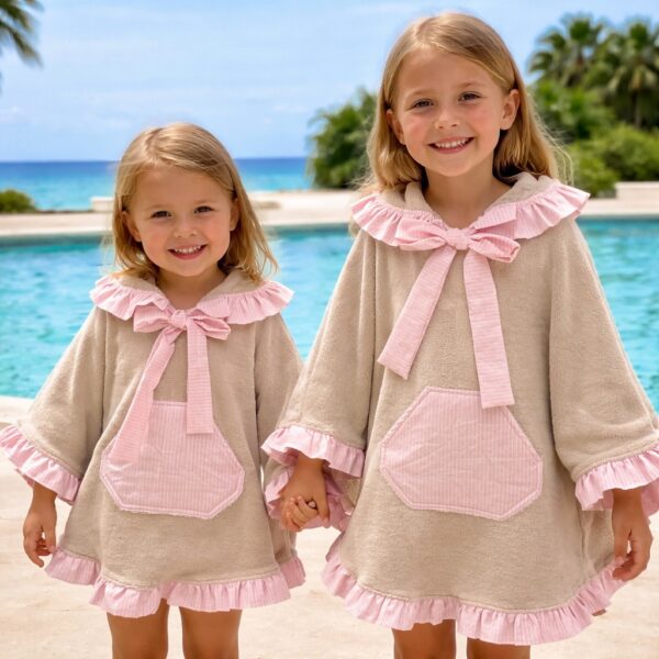 Poncho em Turco Bambu- Riscas Rosa